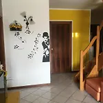 Elena Apartman Garda